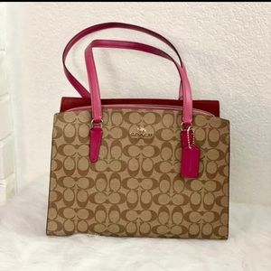 Coach Tatum Carryall in lt pink and tan! You can’t get it in this color anymore